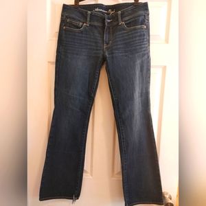 American Eagle ladies jeans Size 8